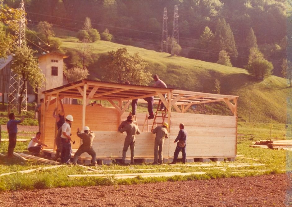 01_Resia – Giugno 1976 – Volontari dalle fabbriche dell’isontino 