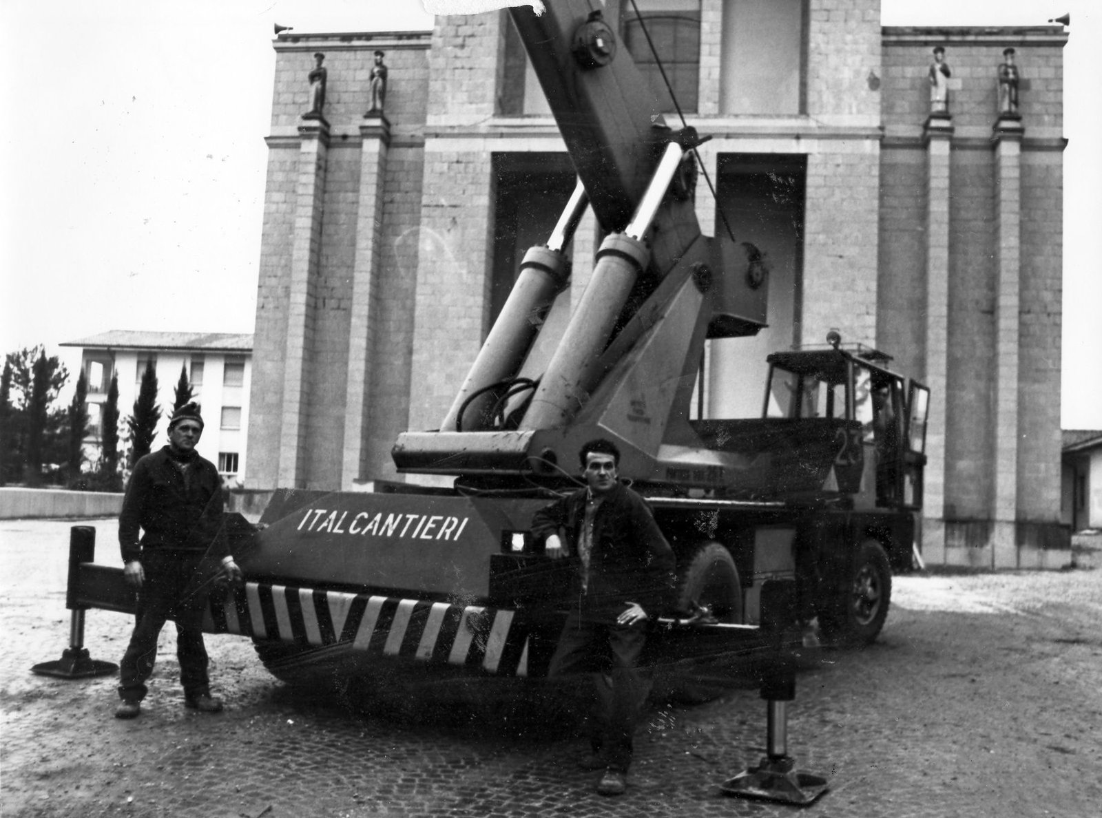 02_Nimis – Gennaio 1977 – Lavoratori dell’Italcantieri