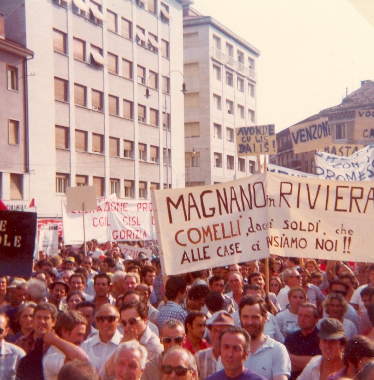 Udine - Luglio 1977 - Manifestazione per la ricostruzione